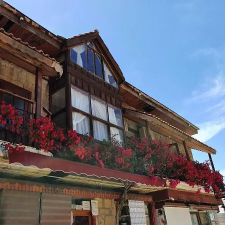 Szálloda Hellen Hotel Side 2*